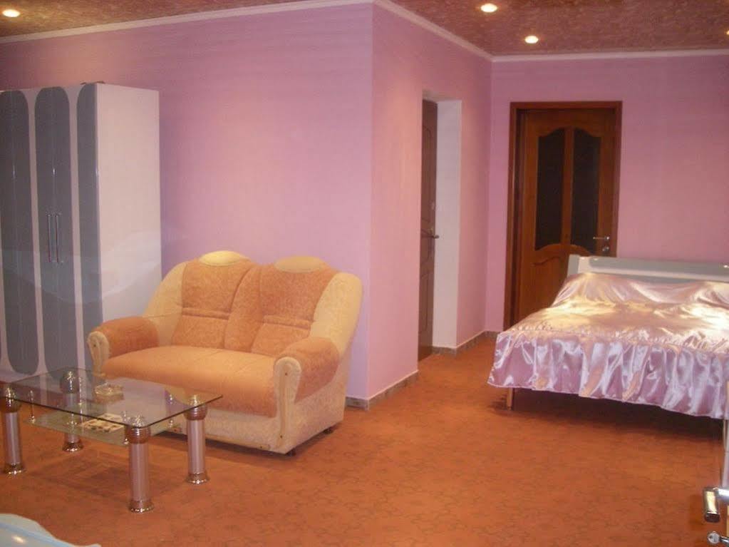 Gyumri Hotel Yerevan Exterior photo